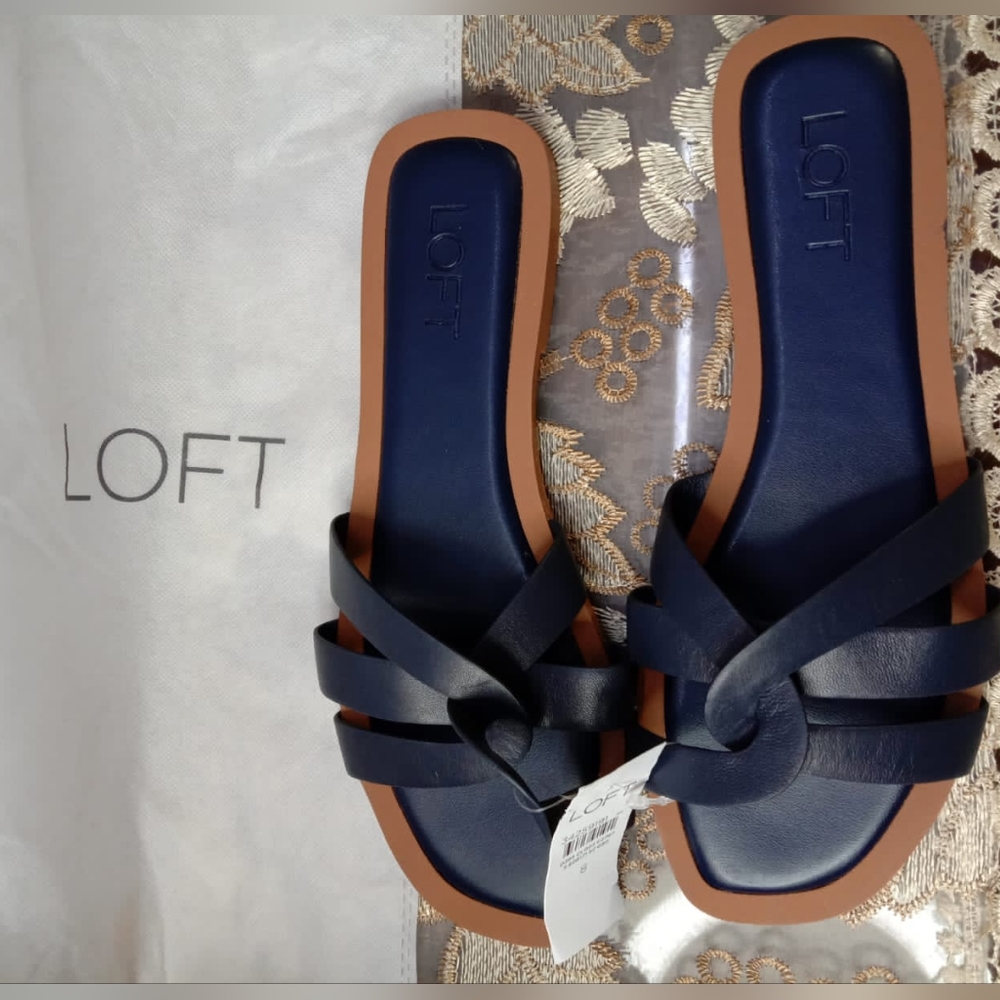 Strappy Leather Slide Sandal - Picture 4 of 6